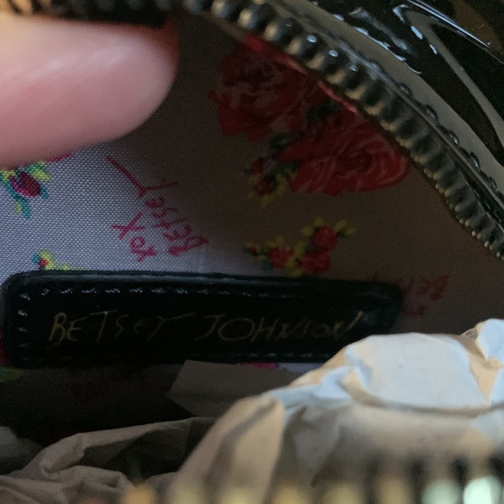 NWT Betsey Johnson Candy Kitsch Sugar Skull Crossbody Bag - Picture 6 of 16
